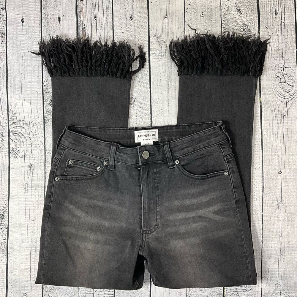 FOR THE REPUBLIC Black Crop Jeans